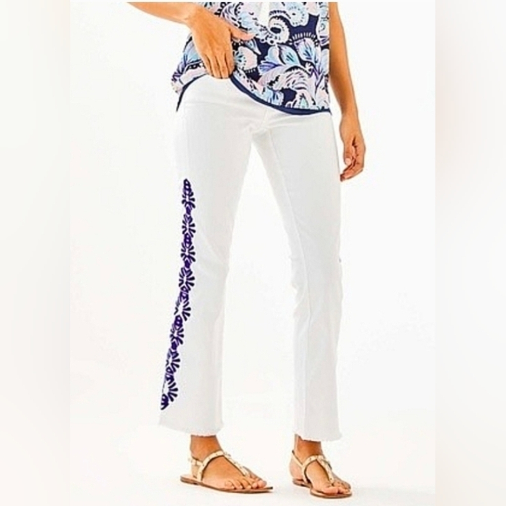 ❤️ LILLY PULITZER EMBROIDERED SOUTH OCEAN CROP FLARE JEANS, 4 (28)